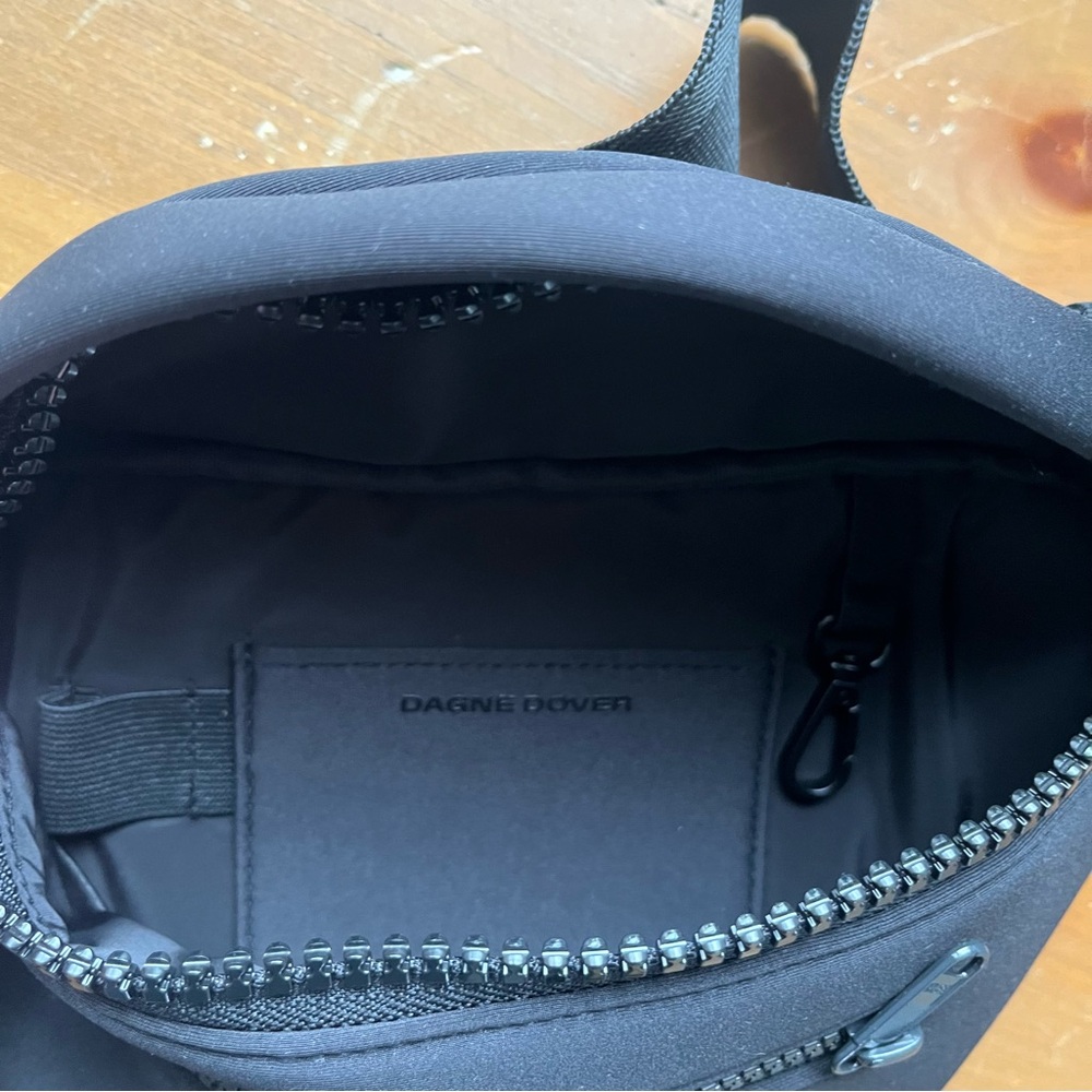 NWOT Dagne Dover Ace Fanny Pack Onyx Black Neoprene Belt Bag Crossbody Unisex - Picture 11 of 12